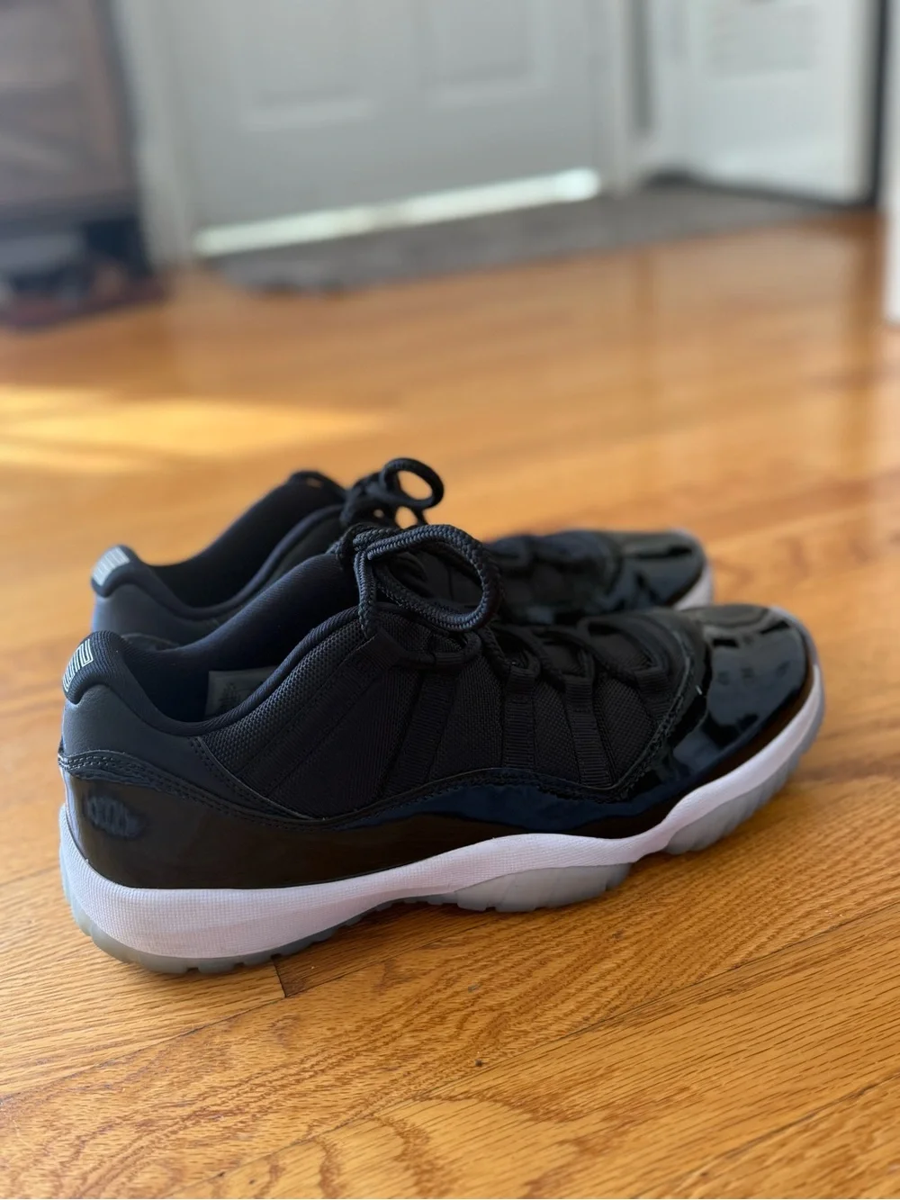 Men’s Jordan 11 retro low “Space Jams”